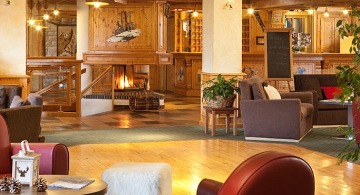 Hotel Le Petit Dru, Morzine ski chalet, image 3